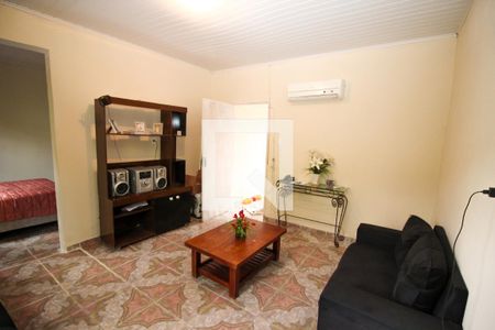 Sala 2 de casa à venda com 4 quartos, 71m² em Cavalhada, Porto Alegre