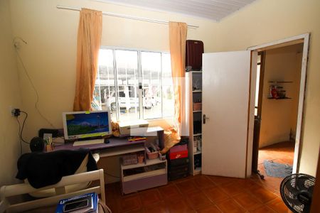 Casa à venda com 146m², 4 quartos e 2 vagas Casa à venda com 146m², 4 quartos e 2 vagasQuarto 4