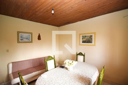 Casa à venda com 146m², 4 quartos e 2 vagas Casa à venda com 146m², 4 quartos e 2 vagasQuarto 1