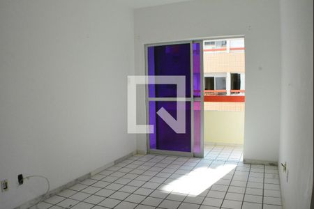 Sala  de apartamento para alugar com 3 quartos, 82m² em Costa Azul, Salvador