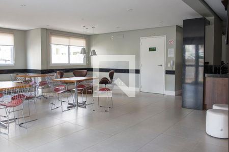 Apartamento à venda com 51m², 2 quartos e 1 vaga Apartamento à venda com 51m², 2 quartos e 1 vagaSalão de festas