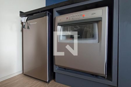 Cozinha - Geladeira e lava-louças de apartamento à venda com 1 quarto, 35m² em Alphaville Industrial, Barueri