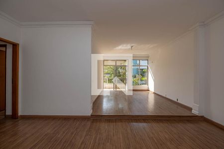 Sala de apartamento à venda com 4 quartos, 150m² em Tijuca, Rio de Janeiro