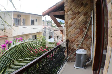 varanda de casa de condomínio para alugar com 2 quartos, 90m² em Tanque, Rio de Janeiro