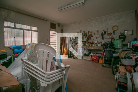 Casa à venda com 480m², 5 quartos e 8 vagas Casa à venda com 480m², 5 quartos e 8 vagasQuarto Edicula