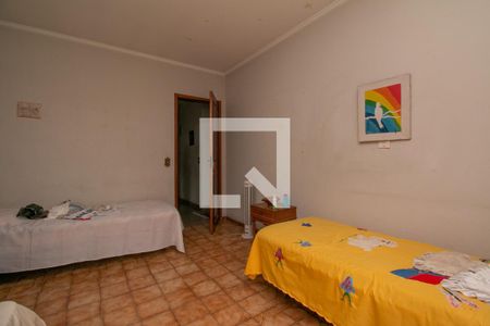 Casa à venda com 480m², 5 quartos e 8 vagas Casa à venda com 480m², 5 quartos e 8 vagasSuíte 1