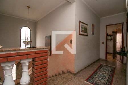 Casa à venda com 480m², 5 quartos e 8 vagas Casa à venda com 480m², 5 quartos e 8 vagasCorredor