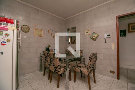 Casa à venda com 480m², 5 quartos e 8 vagas Casa à venda com 480m², 5 quartos e 8 vagasCozinha