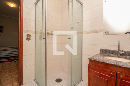 Casa à venda com 480m², 5 quartos e 8 vagas Casa à venda com 480m², 5 quartos e 8 vagasBanheiro Suíte 2