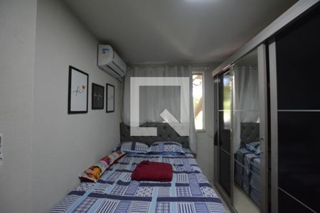 Quarto 1 de apartamento para alugar com 2 quartos, 52m² em Cordovil, Rio de Janeiro