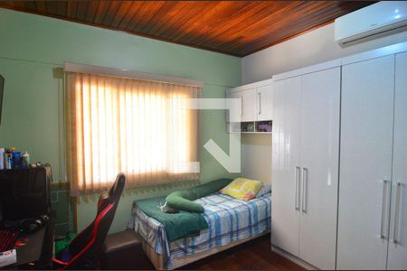 Quarto 1 de casa à venda com 2 quartos, 95m² em Harmonia, Canoas
