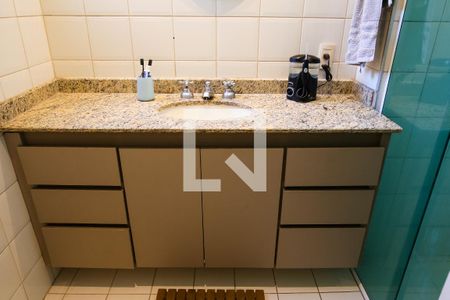 Apartamento à venda com 89m², 3 quartos e 2 vagas Apartamento à venda com 89m², 3 quartos e 2 vagasBanheiro da Suite