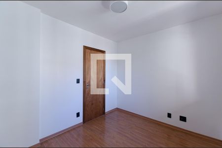 Quarto 1 de apartamento para alugar com 2 quartos, 80m² em Icaraí, Niterói