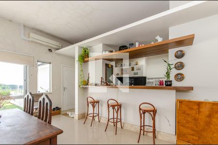 Sala de Jantar de casa à venda com 4 quartos, 102m² em Santa Tereza, Porto Alegre