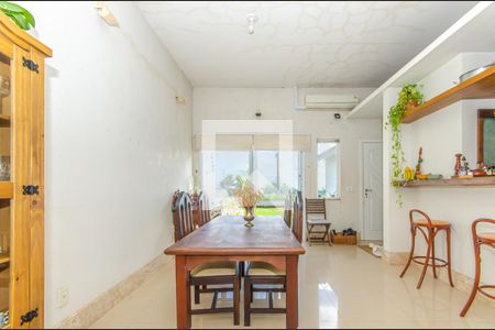 Sala de Jantar de casa à venda com 4 quartos, 102m² em Santa Tereza, Porto Alegre