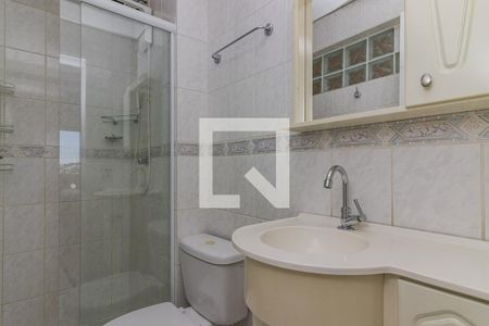 Banheiro de apartamento à venda com 1 quarto, 43m² em Partenon, Porto Alegre