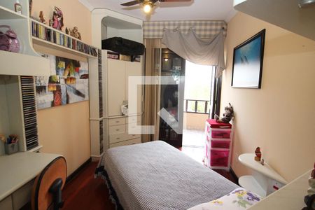 Casa de condomínio à venda com 367m², 4 quartos e 2 vagas Casa de condomínio à venda com 367m², 4 quartos e 2 vagasQuarto 2