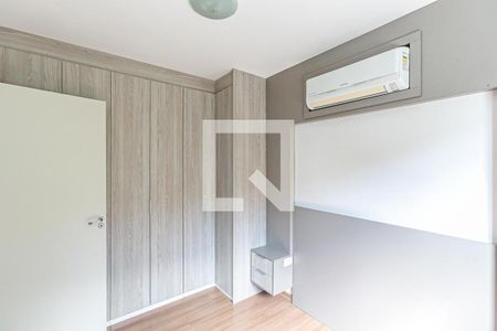 Quarto 1 de apartamento à venda com 2 quartos, 50m² em Cristal, Porto Alegre