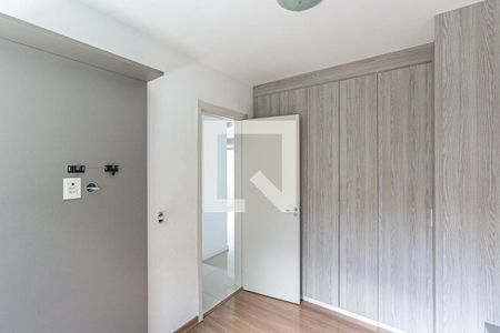 Quarto 1 de apartamento à venda com 2 quartos, 50m² em Cristal, Porto Alegre