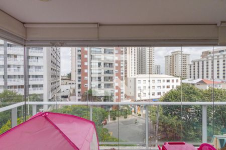 Varanda de kitnet/studio à venda com 1 quarto, 50m² em Campo Belo, São Paulo
