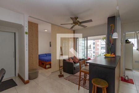 Sala de kitnet/studio para alugar com 1 quarto, 50m² em Campo Belo, São Paulo