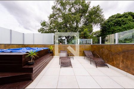 Apartamento à venda com 140m², 3 quartos e 1 vaga Apartamento à venda com 140m², 3 quartos e 1 vagaCobertura