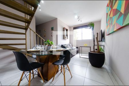 Sala de apartamento para alugar com 3 quartos, 140m² em Cinquentenario, Belo Horizonte