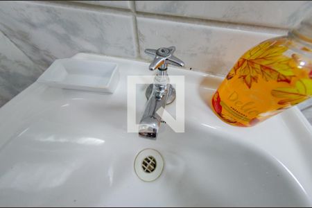 Apartamento à venda com 140m², 3 quartos e 1 vaga Apartamento à venda com 140m², 3 quartos e 1 vagaBanheiro da suíte