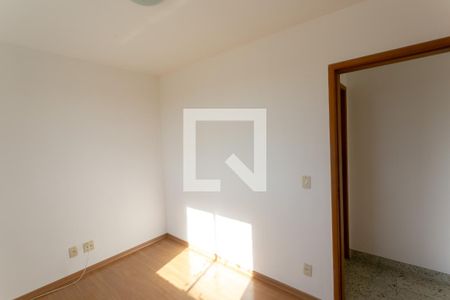 Quarto 2 de apartamento à venda com 3 quartos, 80m² em Planalto, Belo Horizonte