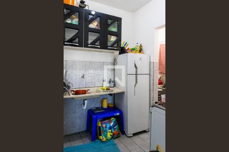 Cozinha de apartamento à venda com 2 quartos, 53m² em Jardim Guanabara, Belo Horizonte