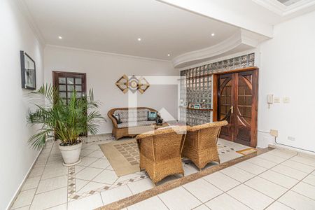 Casa à venda com 742m², 4 quartos e 2 vagas Casa à venda com 742m², 4 quartos e 2 vagasJardim da Sala