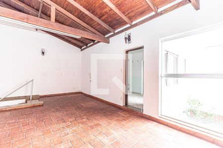 Casa à venda com 742m², 4 quartos e 2 vagas Casa à venda com 742m², 4 quartos e 2 vagasÁrea Externa