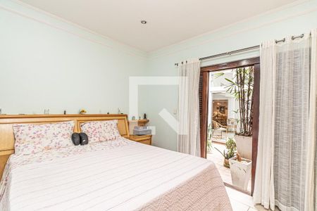 Casa à venda com 742m², 4 quartos e 2 vagas Casa à venda com 742m², 4 quartos e 2 vagasSuíte 1