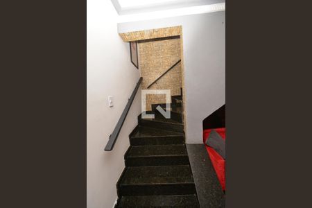 Escada de casa à venda com 3 quartos, 293m² em Vila Silveira, Guarulhos