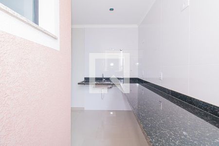 Sala e Cozinha de apartamento à venda com 2 quartos, 42m² em Vila Nivi, São Paulo