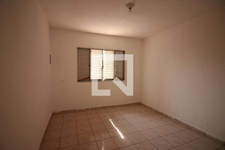 Quarto 1 de casa à venda com 3 quartos, 200m² em Alves Dias, São Bernardo do Campo