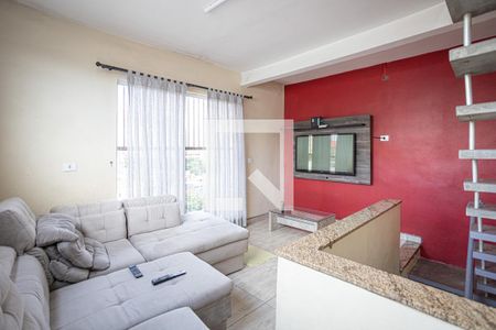 Sala de casa à venda com 6 quartos, 125m² em Bussocaba, Osasco