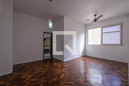 Apartamento à venda com 78m², 2 quartos e 1 vagaSala