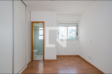 Suíte de apartamento para alugar com 2 quartos, 63m² em Vila da Serra, Nova Lima