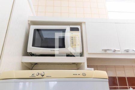 Cozinha de casa para alugar com 1 quarto, 27m² em Cangaiba, São Paulo