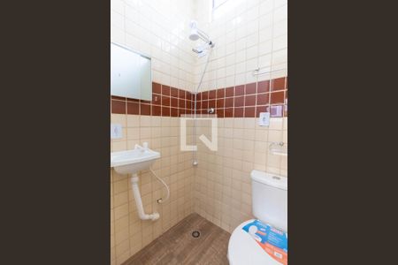 Banheiro de casa para alugar com 1 quarto, 27m² em Cangaiba, São Paulo