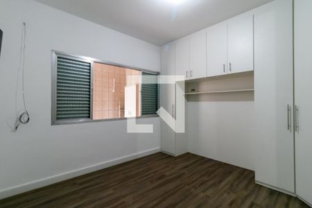 Quarto 1 de casa para alugar com 2 quartos, 100m² em Jardim Danfer, São Paulo