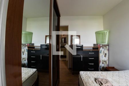 Quarto 2 de apartamento para alugar com 2 quartos, 52m² em Sítio Pinheirinho, São Paulo