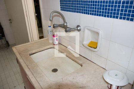 Cozinha de apartamento para alugar com 3 quartos, 105m² em Laranjeiras, Rio de Janeiro