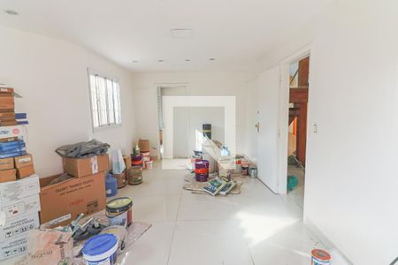 Casa à venda com 350m², 5 quartos e 4 vagas Casa à venda com 350m², 5 quartos e 4 vagasCozinha