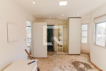 Casa à venda com 350m², 5 quartos e 4 vagas Casa à venda com 350m², 5 quartos e 4 vagasSuite 2