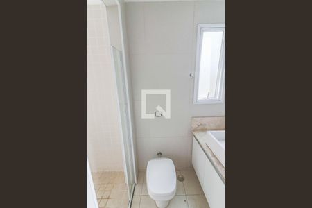 Casa à venda com 350m², 5 quartos e 4 vagas Casa à venda com 350m², 5 quartos e 4 vagasSuite 3