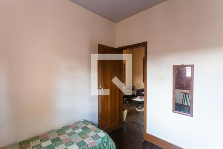 Quarto 2 de casa à venda com 7 quartos, 430m² em Floresta, Belo Horizonte