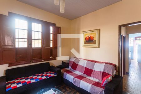 Sala de casa à venda com 7 quartos, 430m² em Floresta, Belo Horizonte