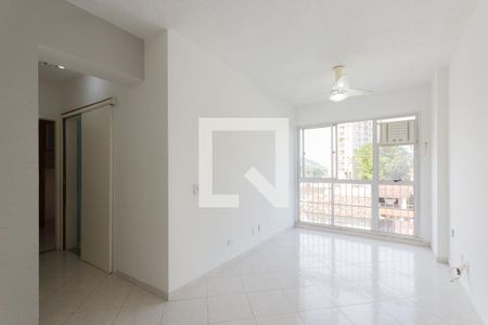 Sala de apartamento à venda com 2 quartos, 55m² em Pechincha, Rio de Janeiro